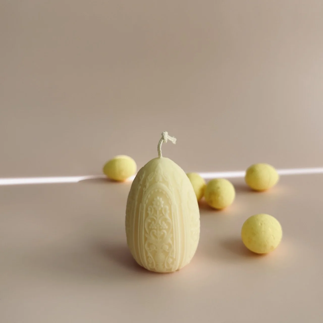 Świeca sojowa dekoracyjna wielkanocna 