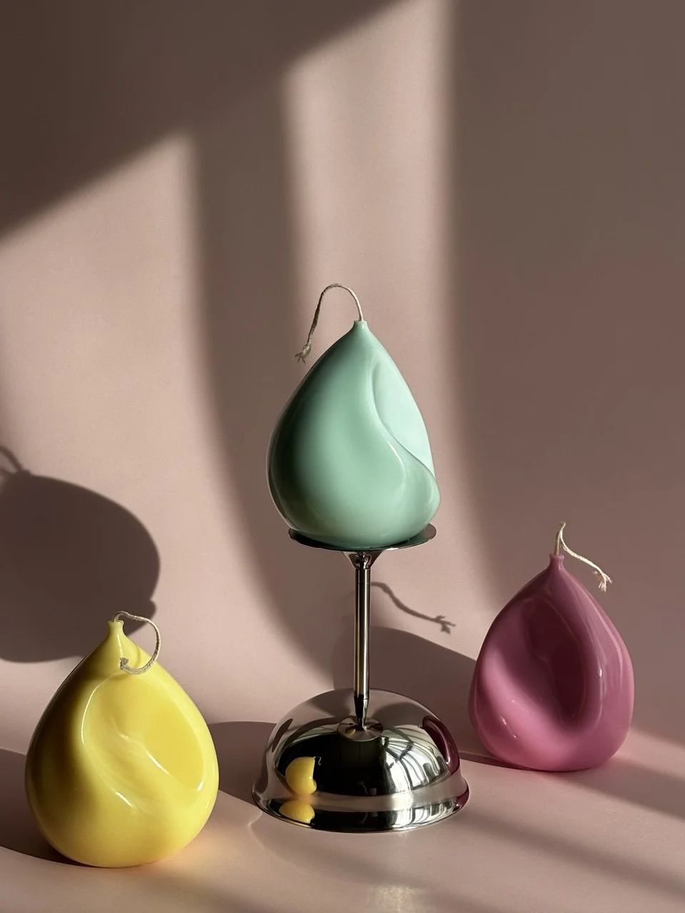 Świeca w kształcie balonu  niebieski  320gr